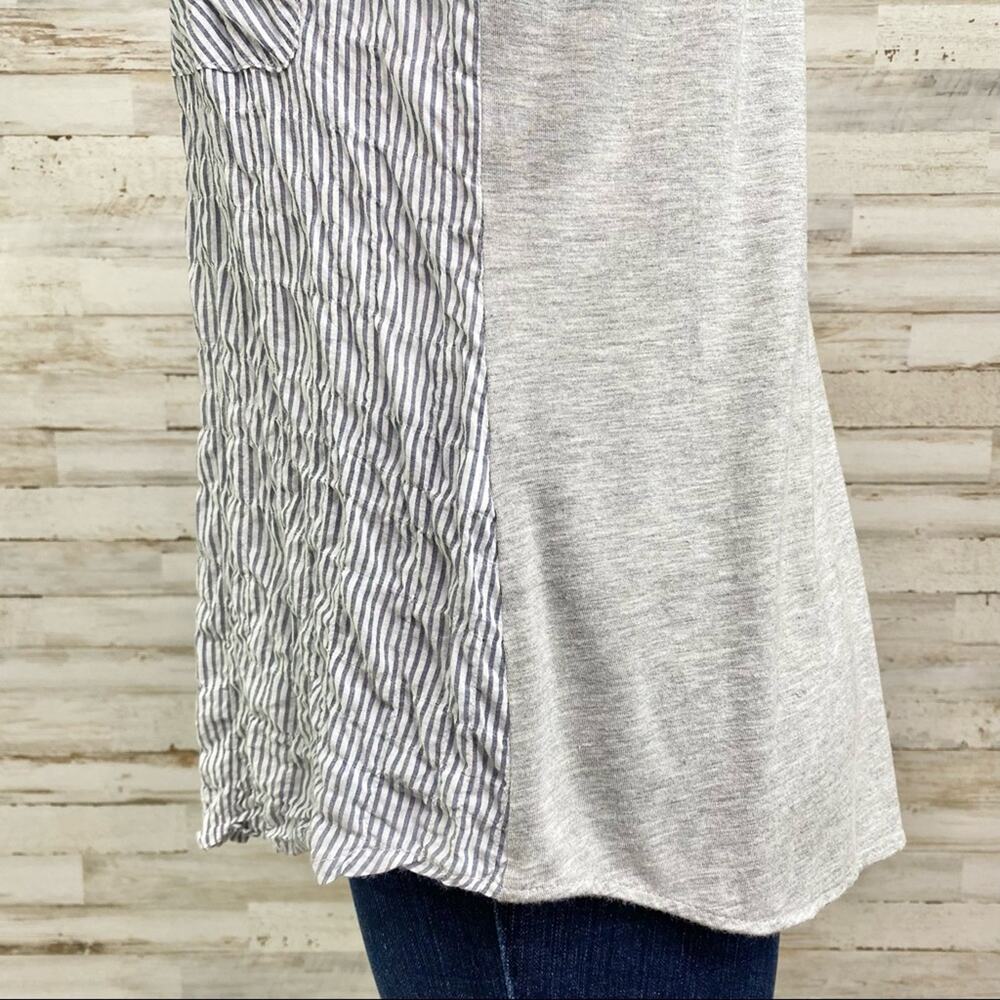 Anthro Drew Striped Top Womens Size S Blue Gray Crinkle Front Knit Back - Picture 8 of 15